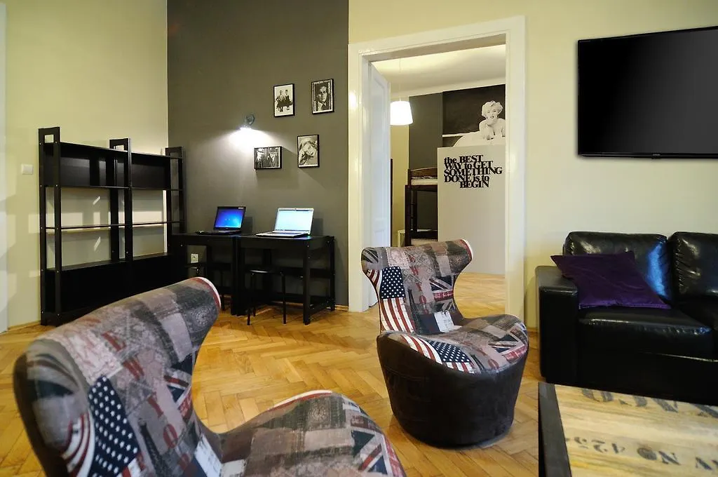 Hollywood Hostel Kraków